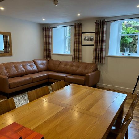 Old School Apartments Highland Club Fort Augustus Bagian luar foto