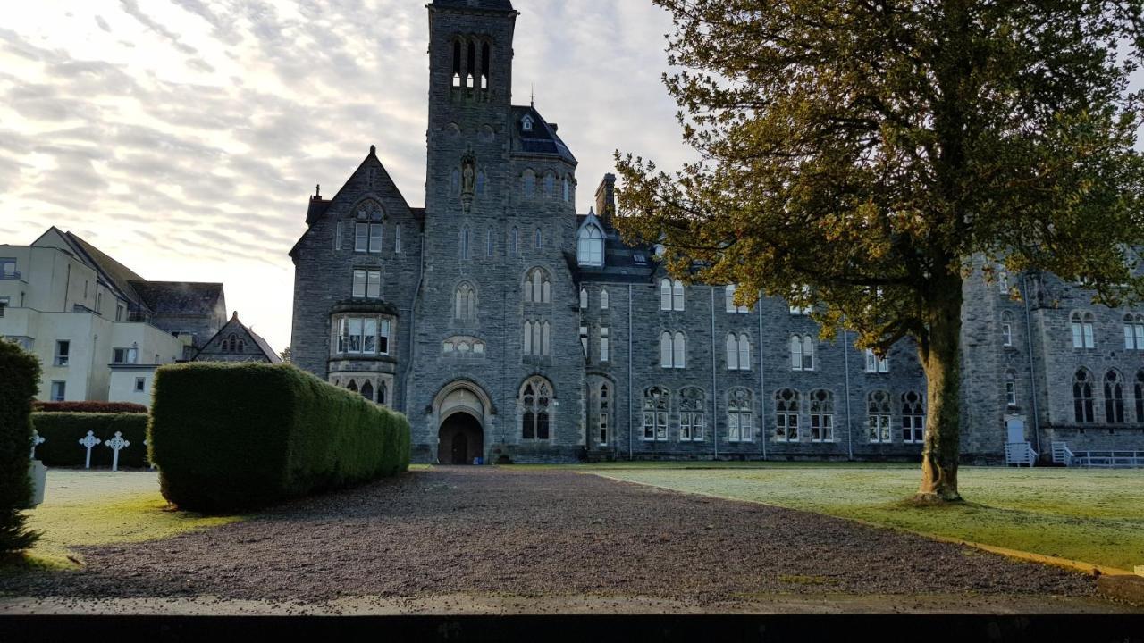 Old School Apartments Highland Club Fort Augustus Bagian luar foto