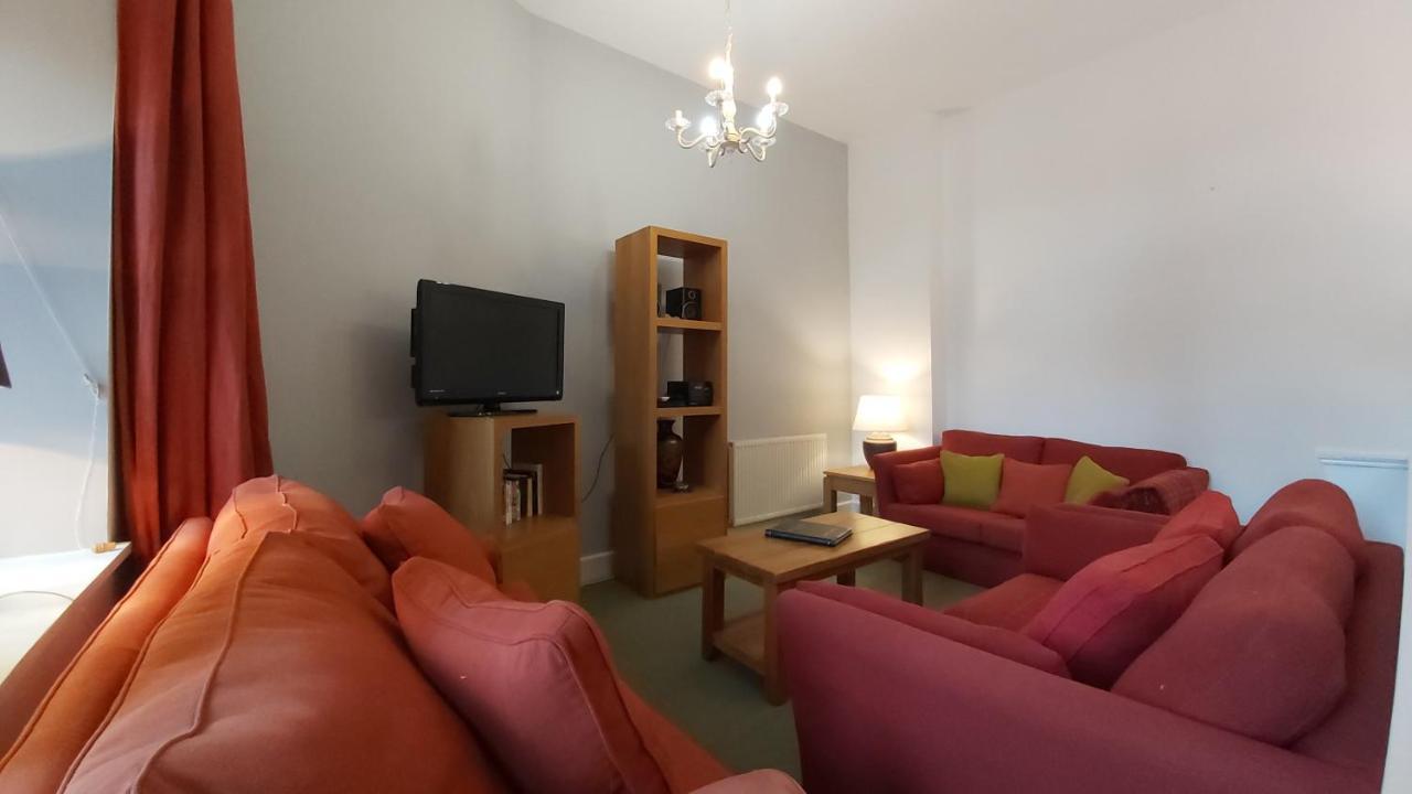 Old School Apartments Highland Club Fort Augustus Bagian luar foto