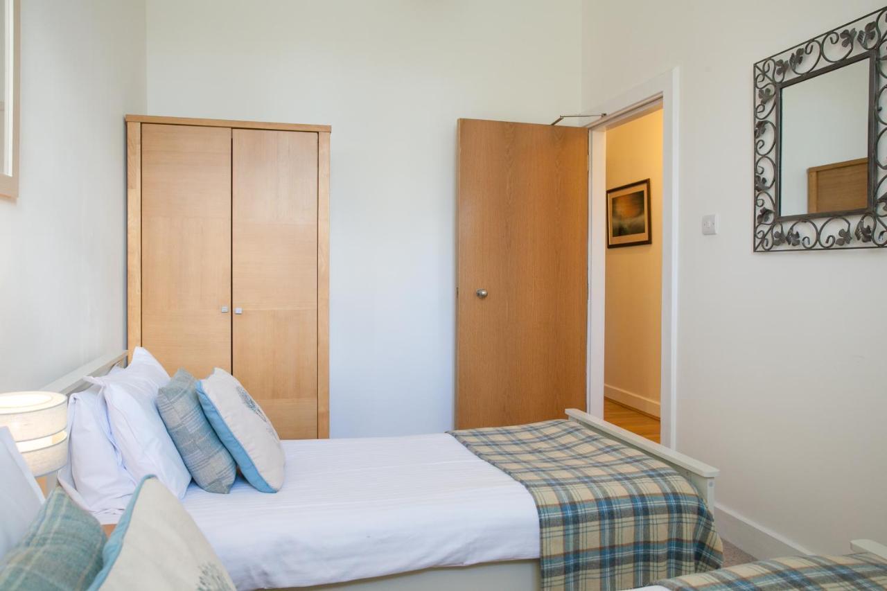 Old School Apartments Highland Club Fort Augustus Bagian luar foto