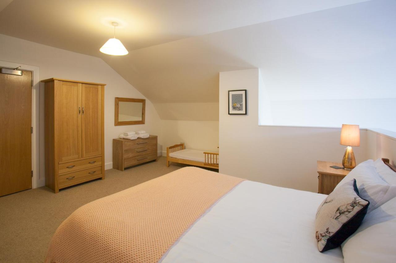 Old School Apartments Highland Club Fort Augustus Bagian luar foto